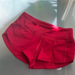 Lululemon Speed Up Low Rise Short 2.5”